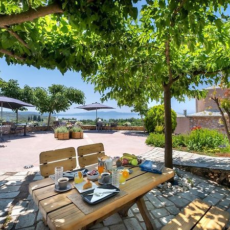 Iakovakis Suites & Spa 코로피 외부 사진