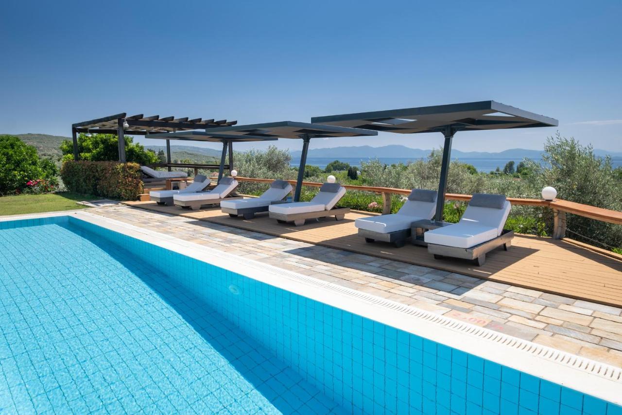 Iakovakis Suites & Spa 코로피 외부 사진