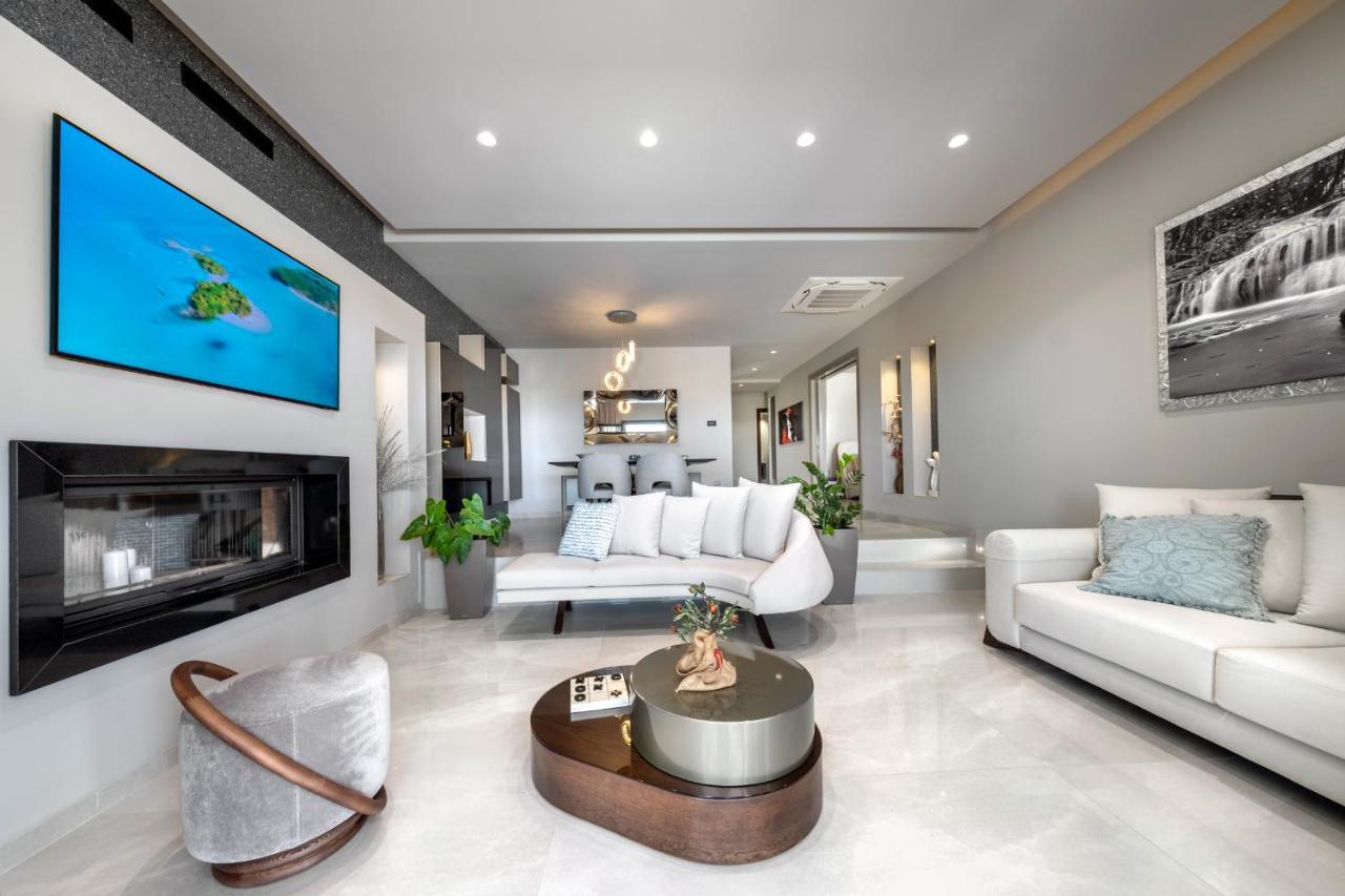 Iakovakis Suites & Spa 코로피 외부 사진