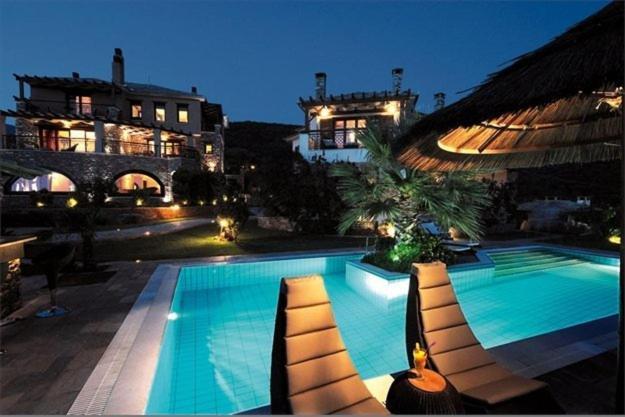 Iakovakis Suites & Spa 코로피 외부 사진
